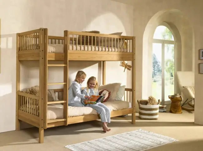 Rustic Kids' Wooden Bunk Bed Design