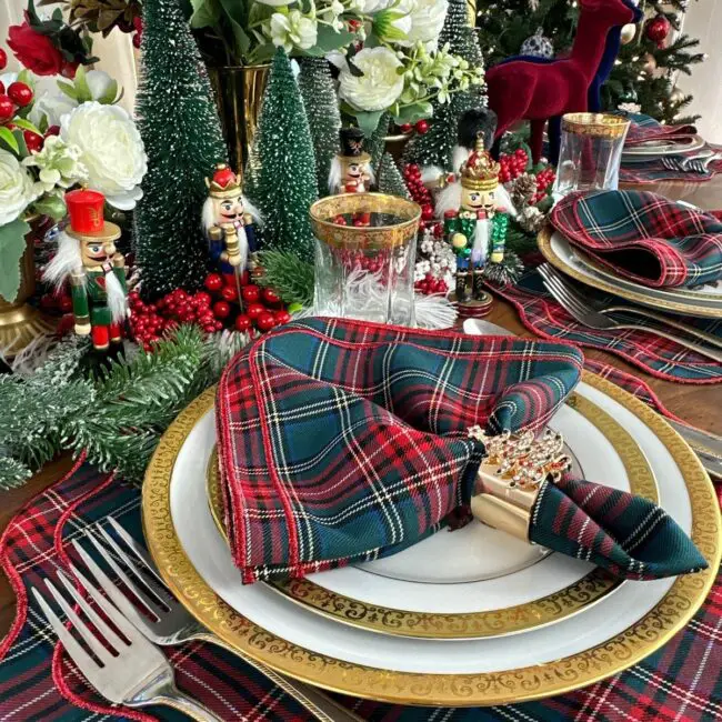 Cozy Plaid Touches for a Warm Celebration