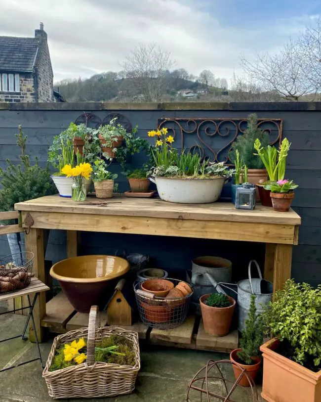 Spacious Outdoor Potting Bench For Ample Work