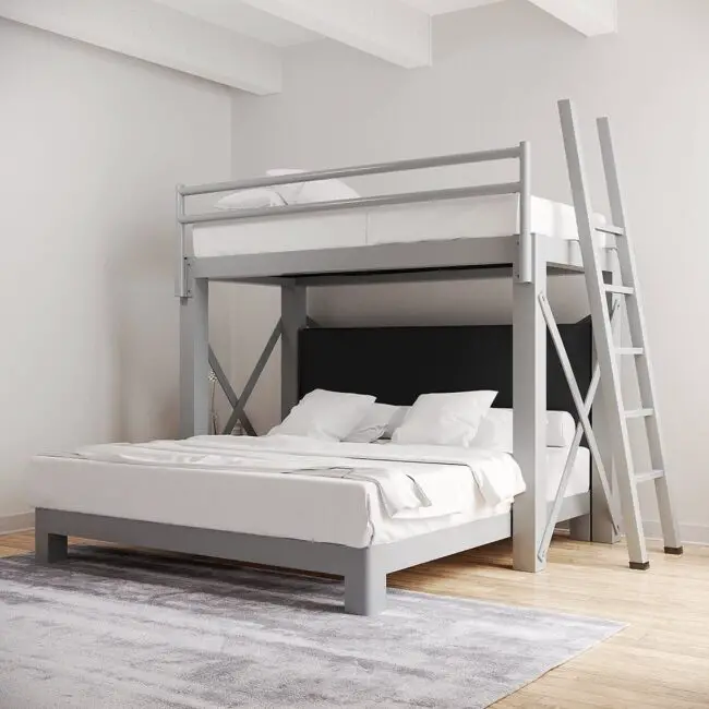 Sturdy Queen-Size Metal Bunk Bed Design