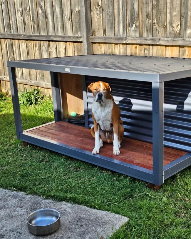 Chic Hybrid Wood and Metal Doghouse