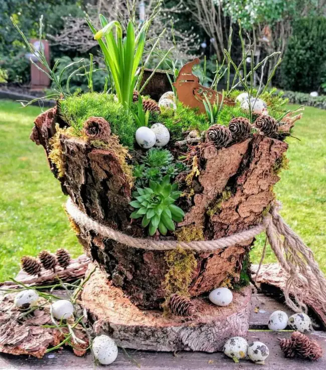 Nature-Inspired Tree Bark Planter Design