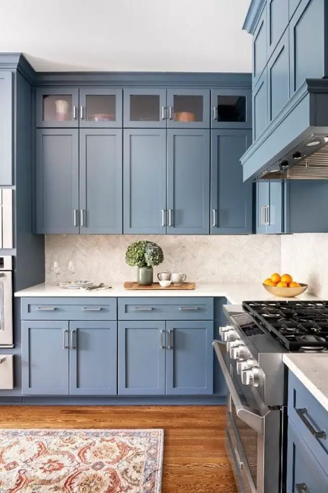 Fresh and Modern Blue Kitchen Design