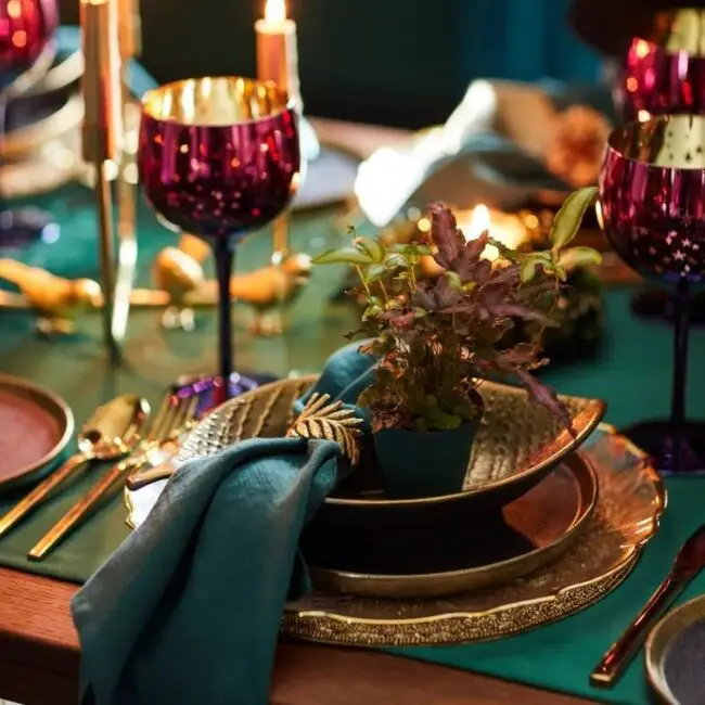 Jewel Tones & Gold for a Royal Holiday Table