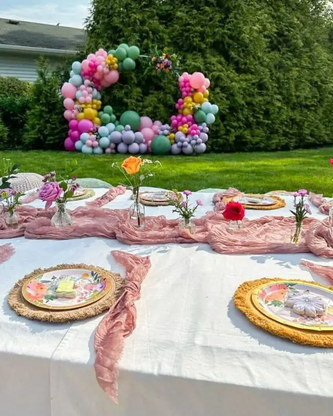 Lively Summer Bash Featuring Balloon Decor